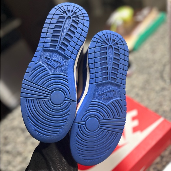 Size 13 dunks 7/10 condition - Picture 2 of 3